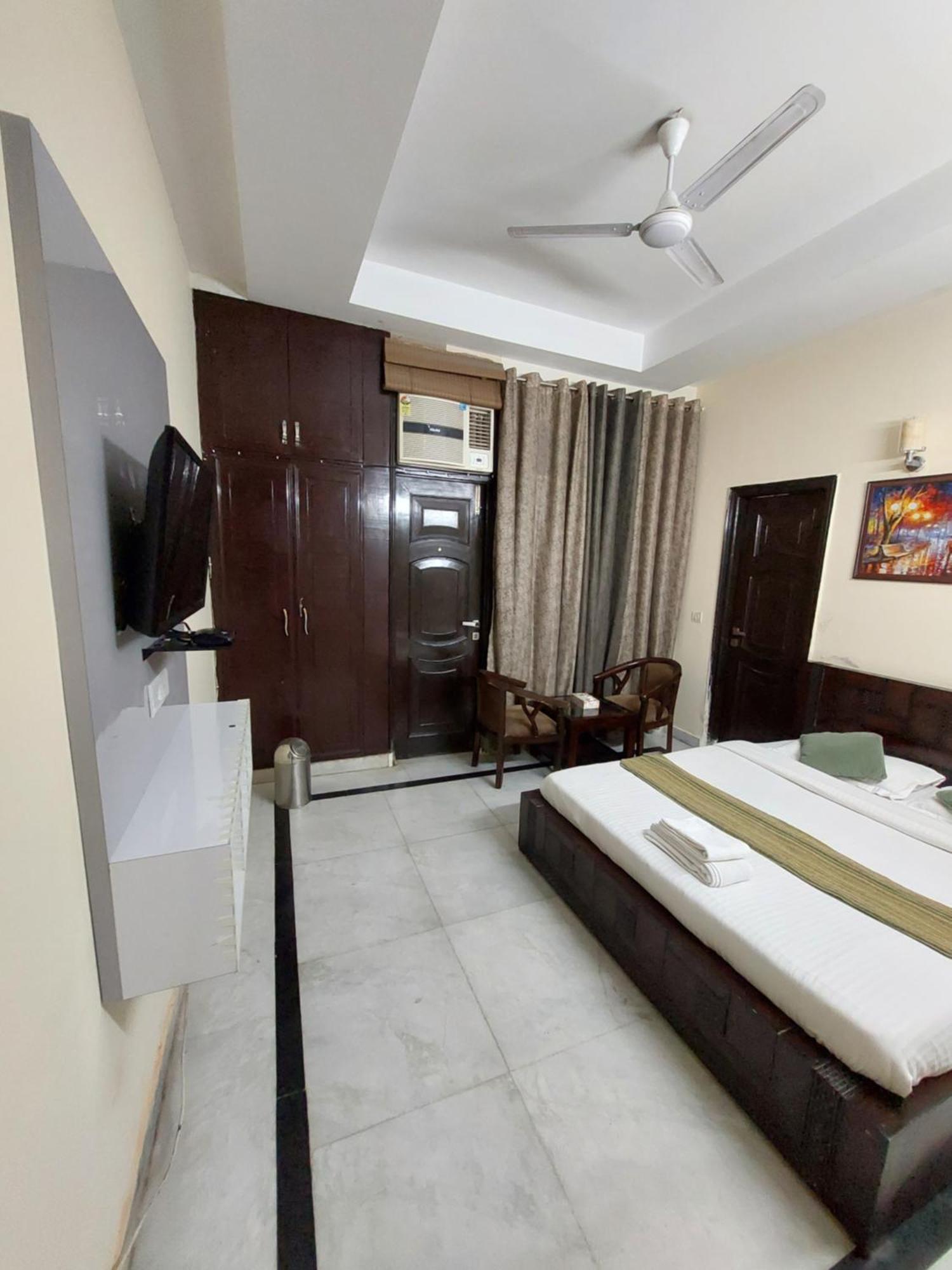 Mandakini Villa Нью-Дели Экстерьер фото